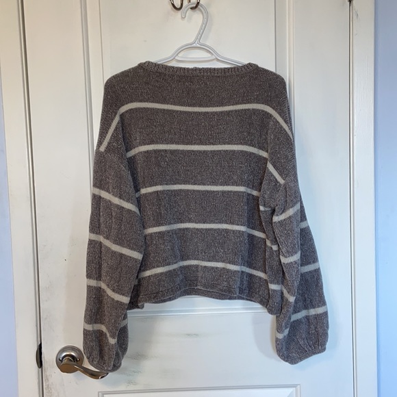 NWOT American Eagle Chenille Balloon Sleeve Sweater - Picture 5 of 11